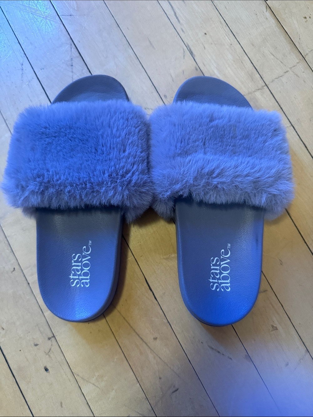 Stars Above Plush Slide Sandals in Lavender